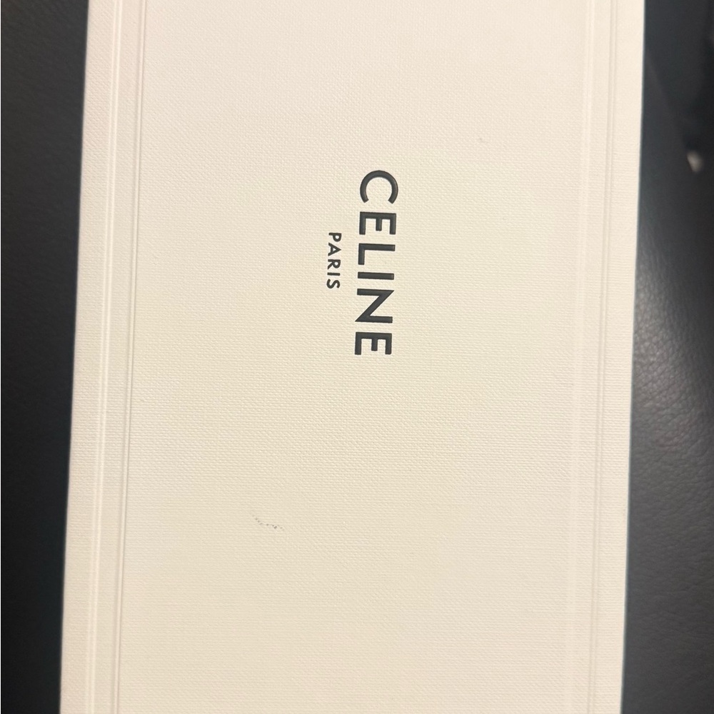 Celine Tan Leather sunglasses case. - Picture 3 of 3